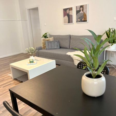 Apartment Adele - Old Town Братислава Екстер'єр фото