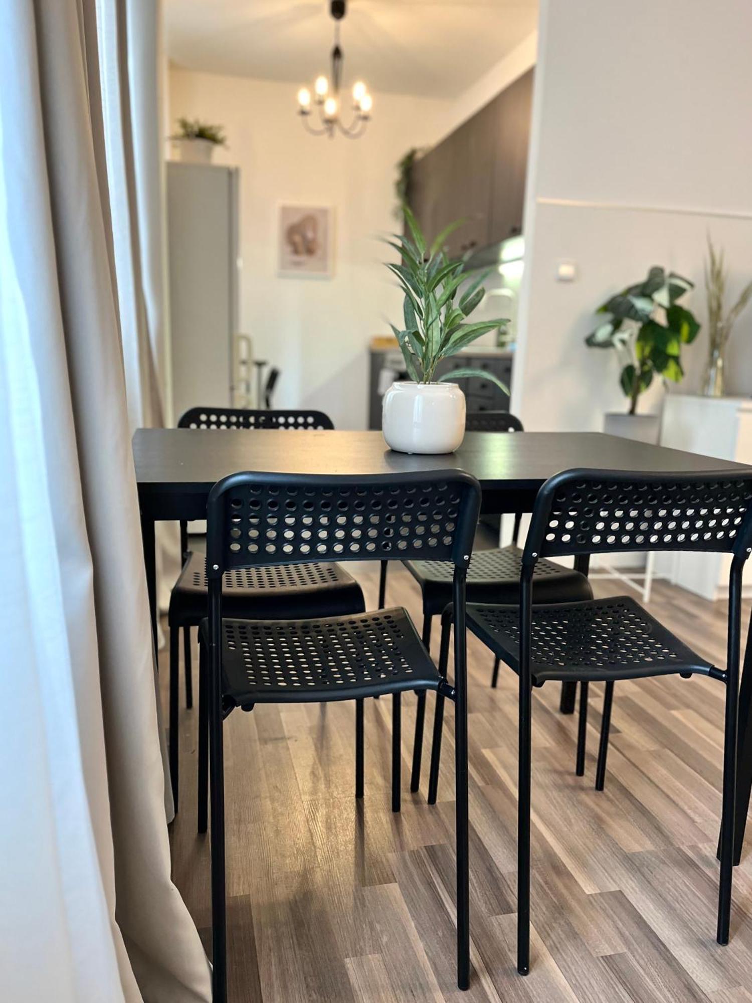 Apartment Adele - Old Town Братислава Екстер'єр фото
