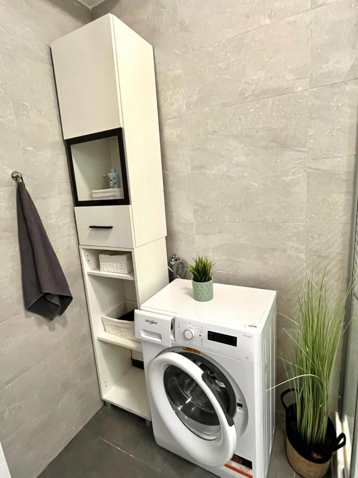 Apartment Adele - Old Town Братислава Екстер'єр фото