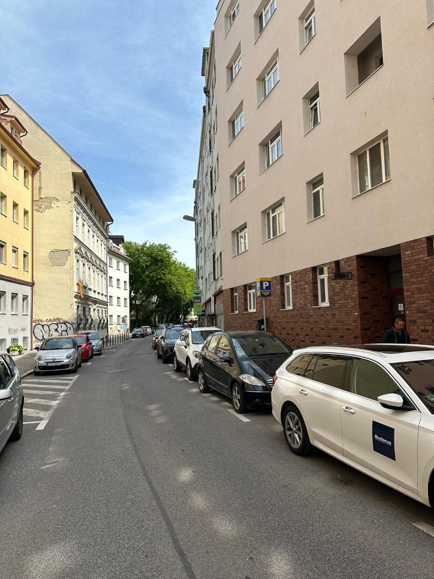 Apartment Adele - Old Town Братислава Екстер'єр фото